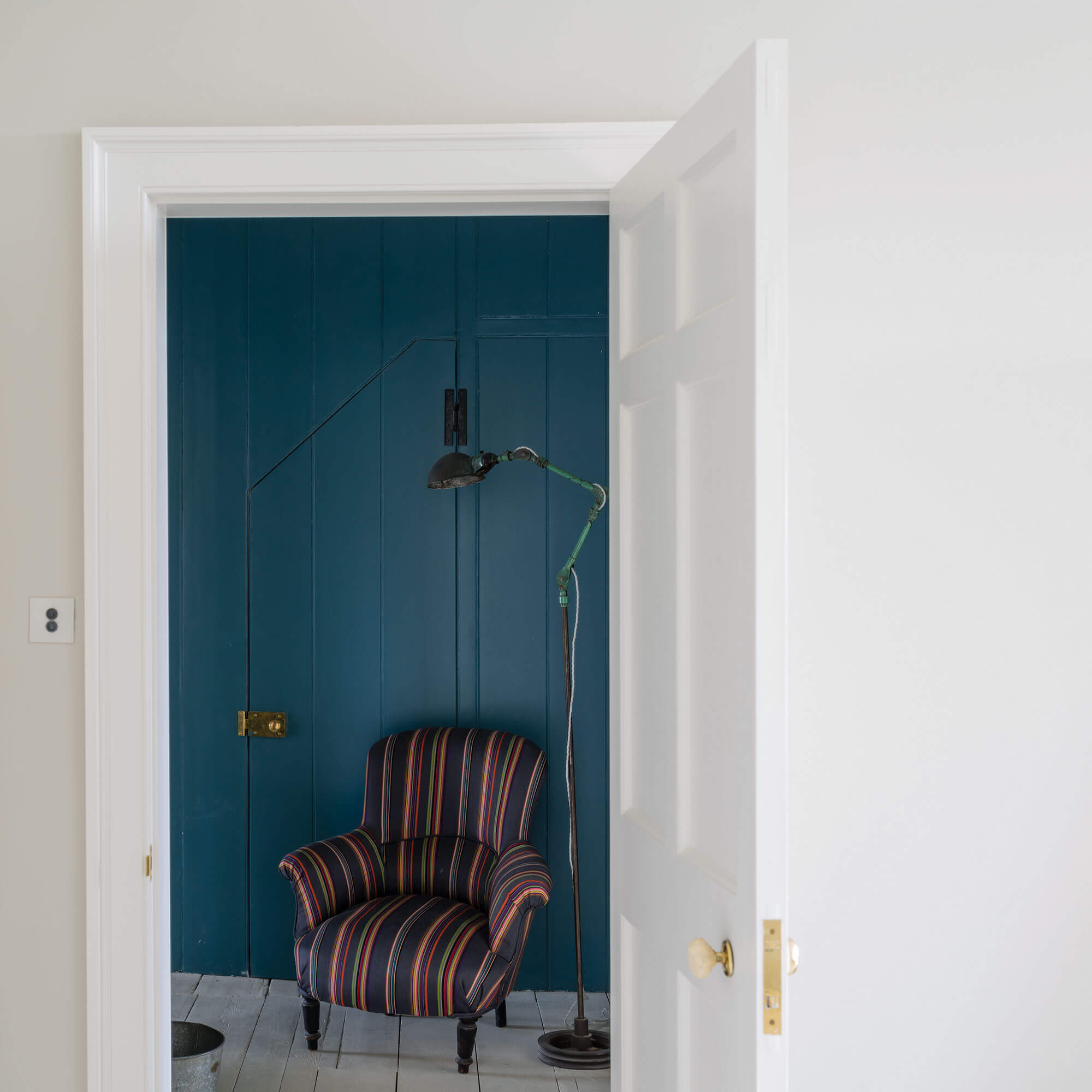 farrow & ball strong white 2001 im flur