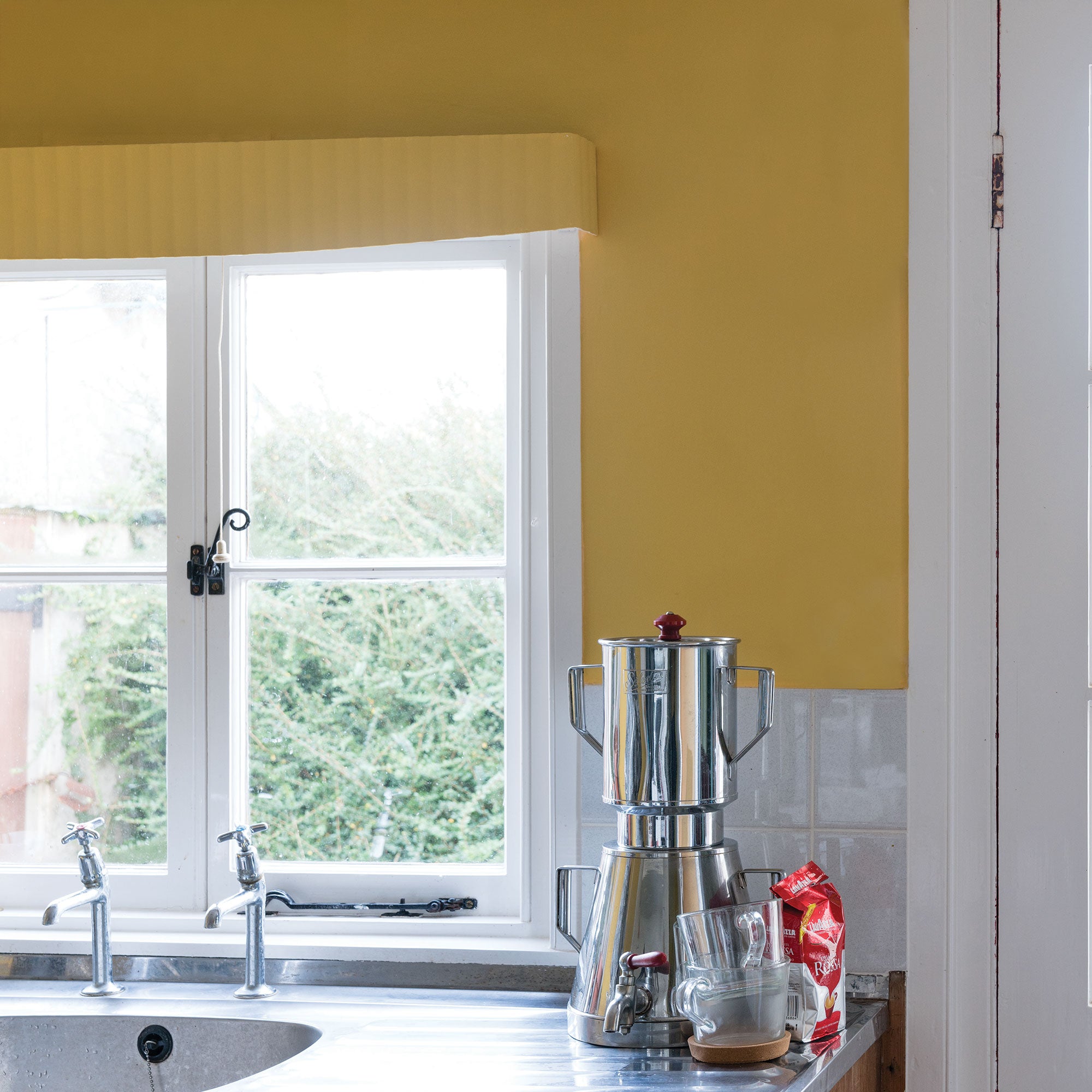 farrow & ball babouche 223 als wandfarbe