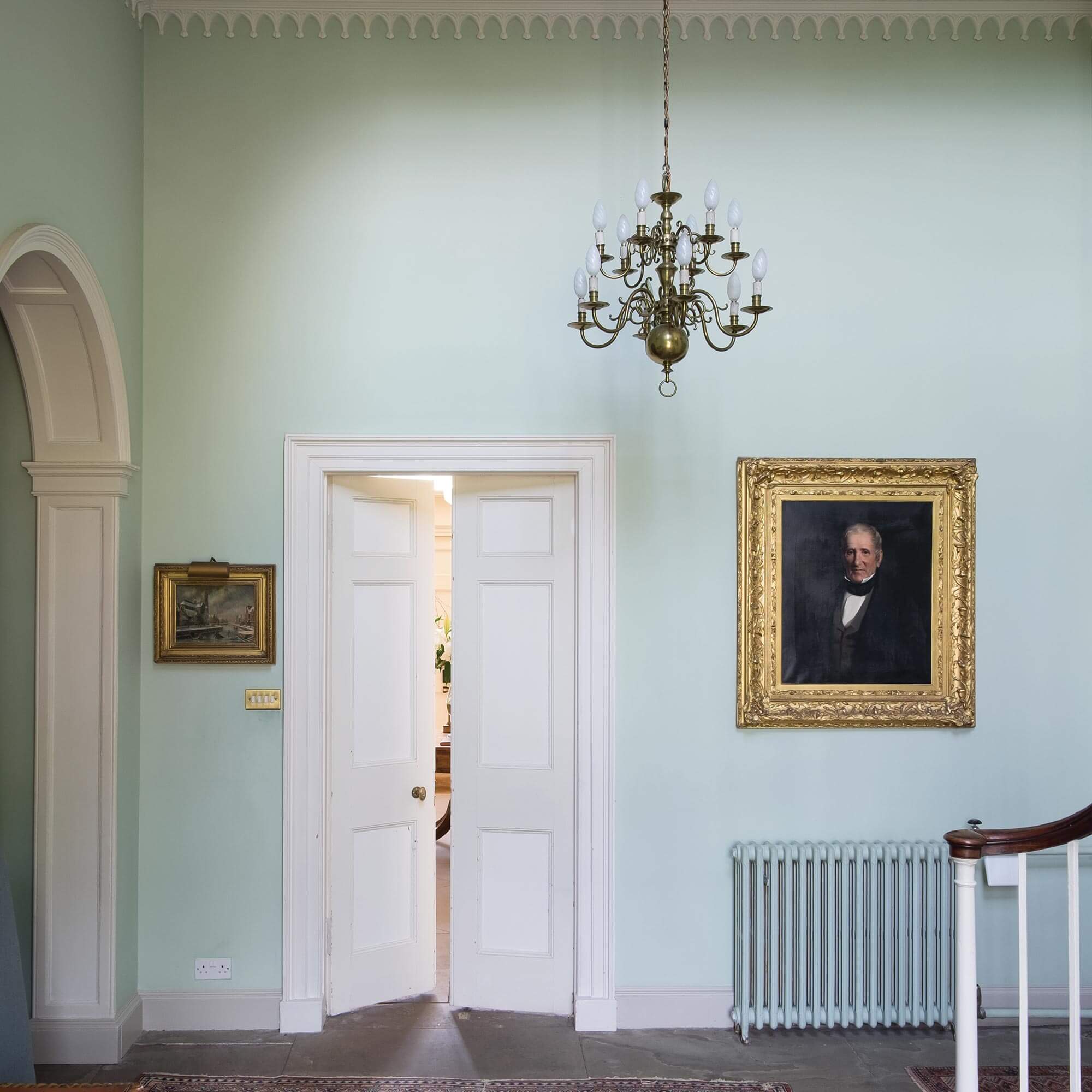 farrow & ball teresa´s green 236 als wandfarbe im flur