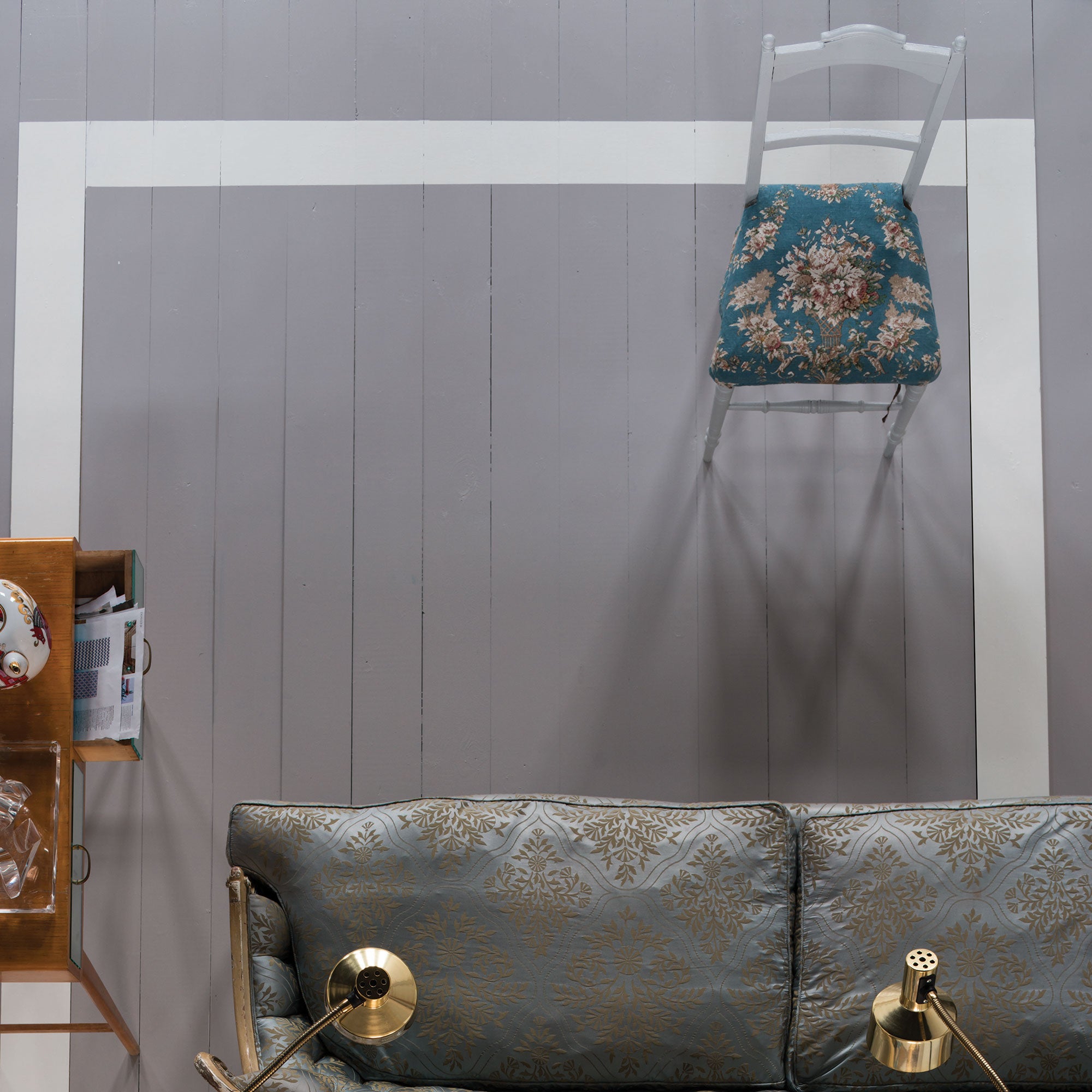 farrow & ball dove tail 267 auf dem holzboden