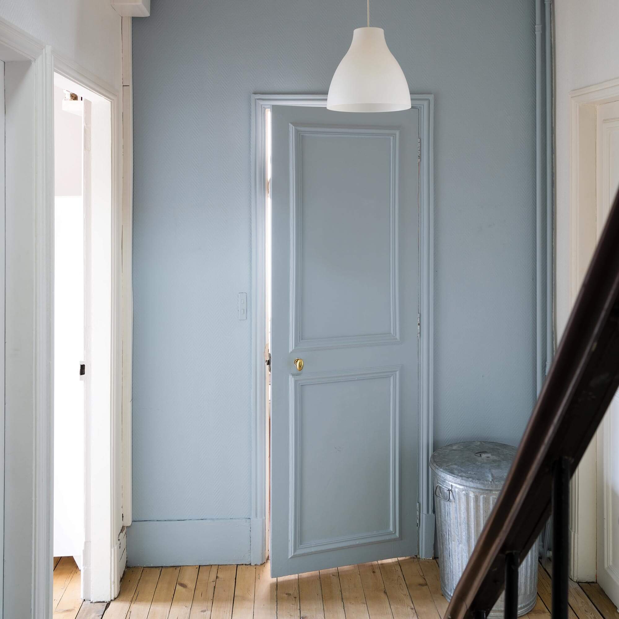 farrow & ball parma gray 27 als wandfarbe im flur