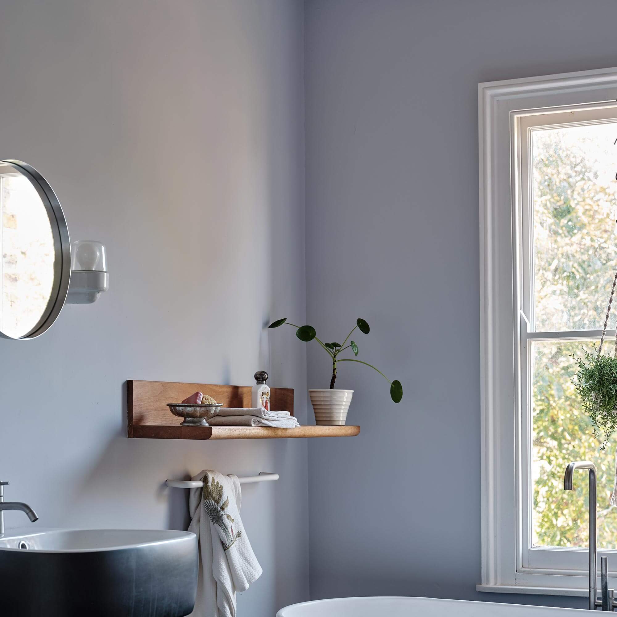 farrow & ball calluna 270 im badezimmer
