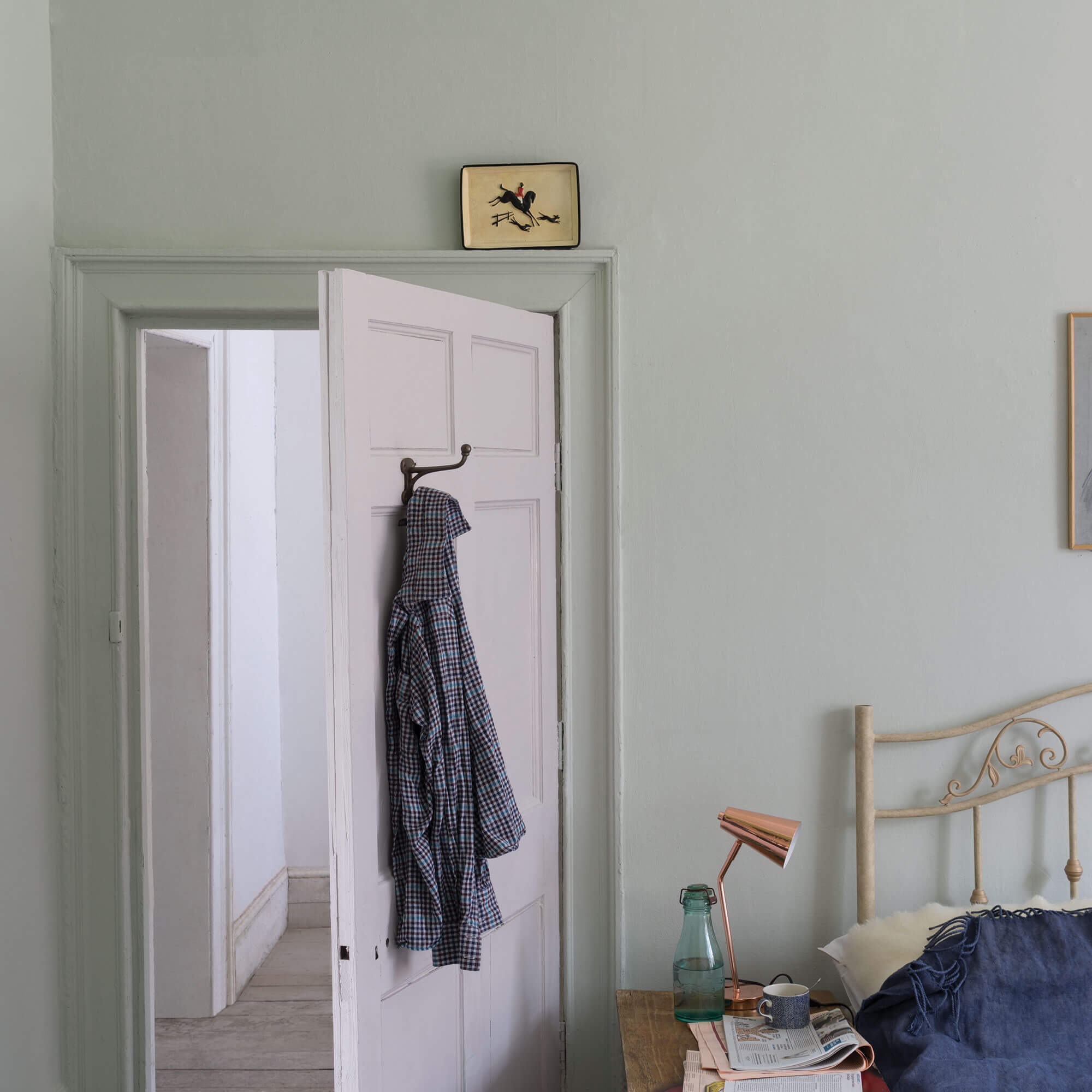 farrow & ball cromarty 285 im schlafzimmer