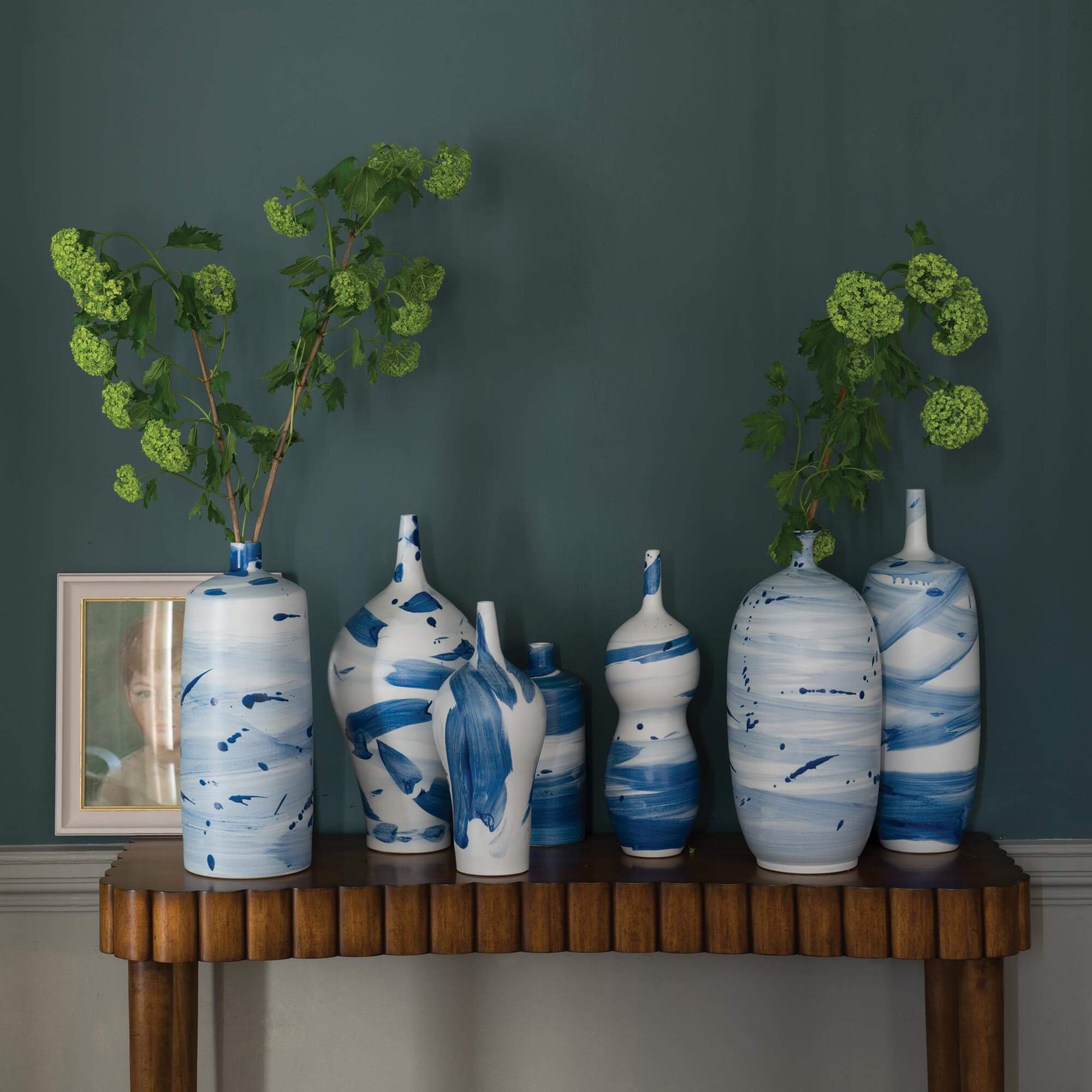 farrow & ball inchyra blue 289 als wandfarbe im wohnzimmer