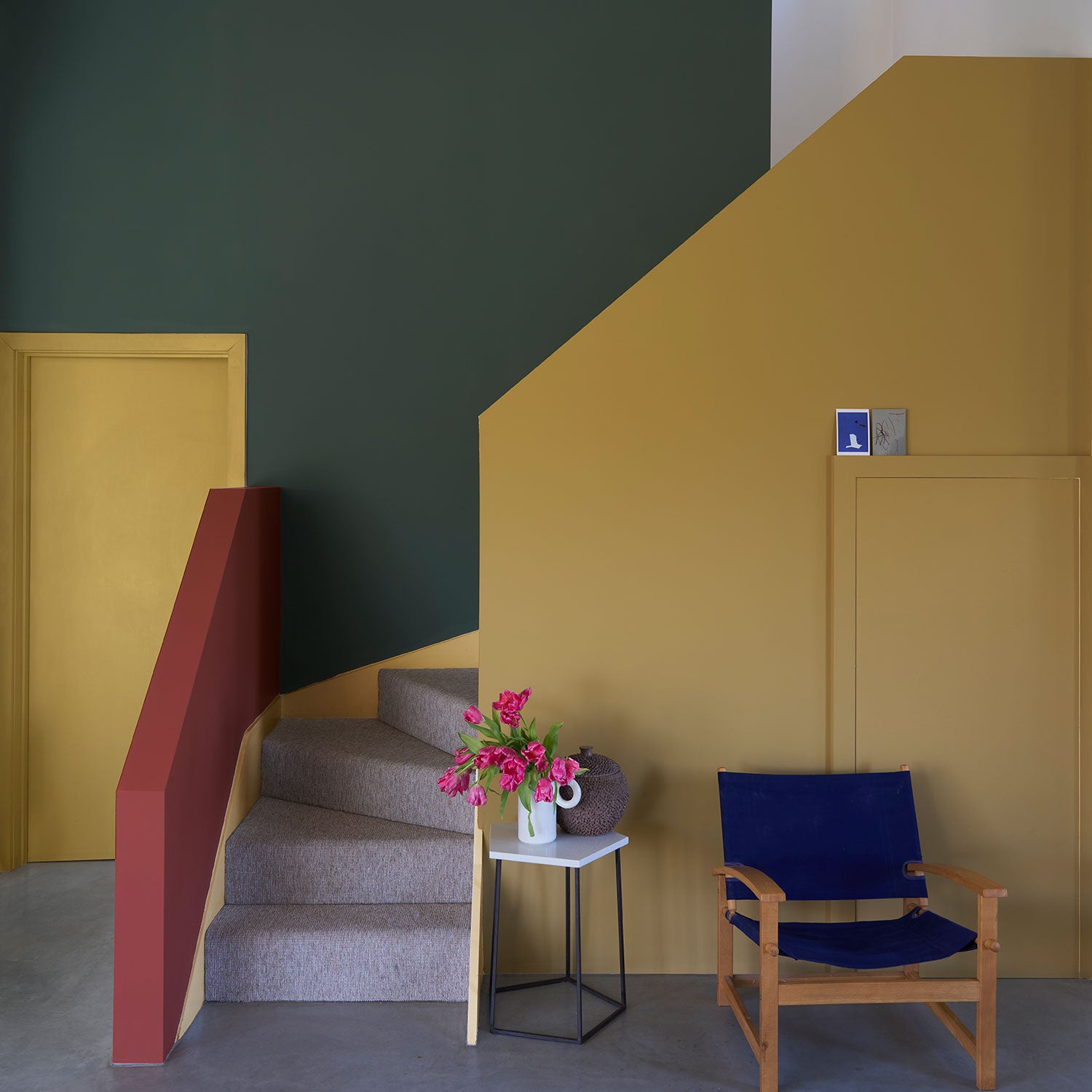 farrow & ball duster 319 im treppenhaus