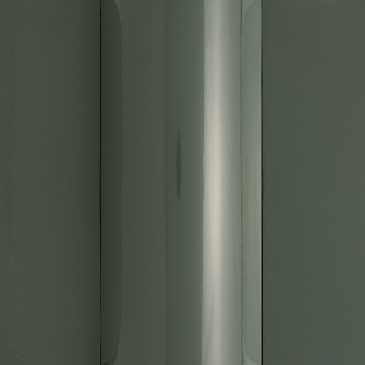 Full Gloss: 95 % Glanzgrad, innen und außen. Hauptanwendung: Türen, Fußleisten, Holz, Metall.