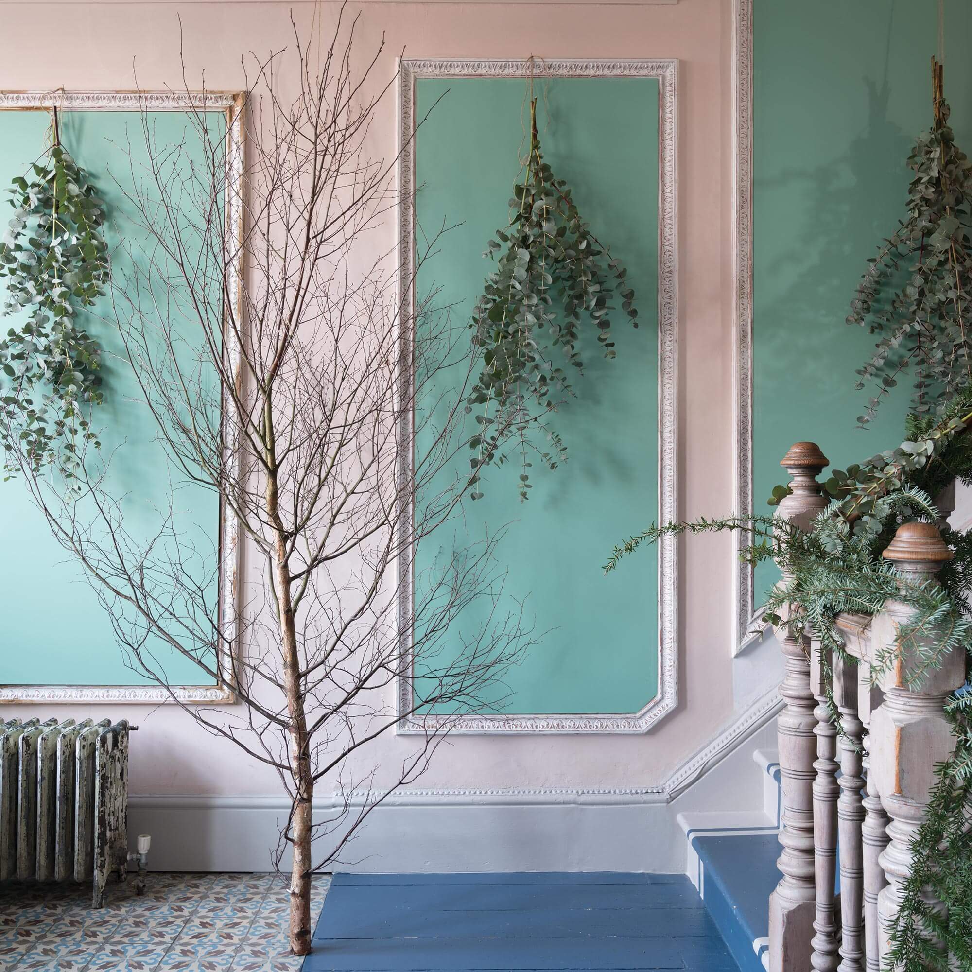 farrow & ball arsenic 214 als wandfarbe im flur