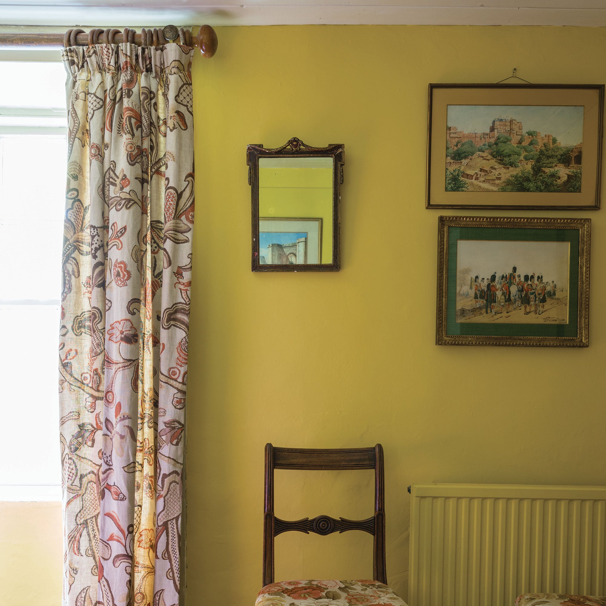 farrow & ball babouche 223 als wandfarbe im esszimmer