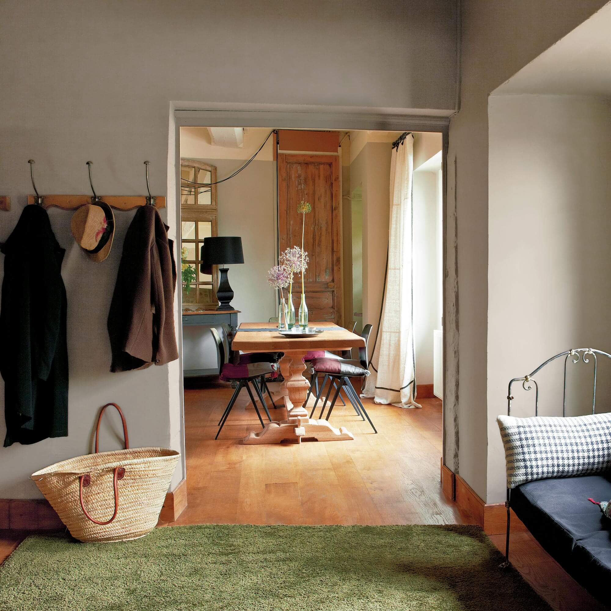 farrow & ball charleston gray 243 im wohnzimmer