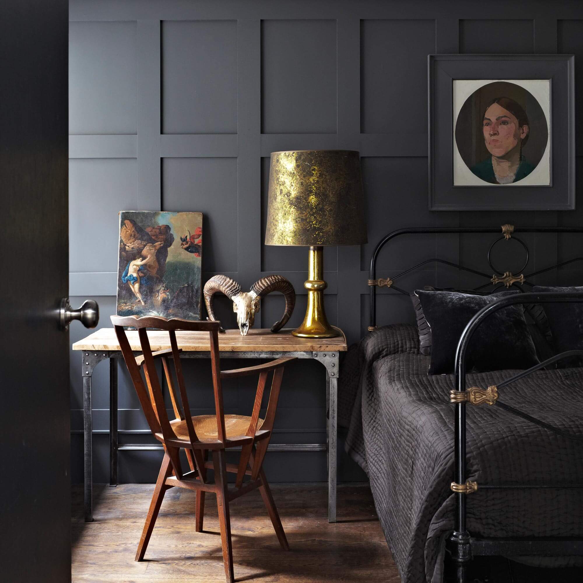 farrow & ball railings 31 als wandfarbe im schlafzimmer