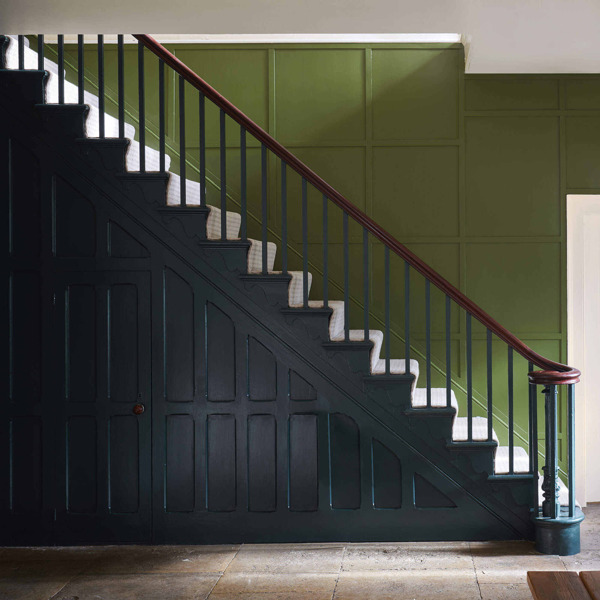 farrow & ball studio room green 93 als wandfarbe