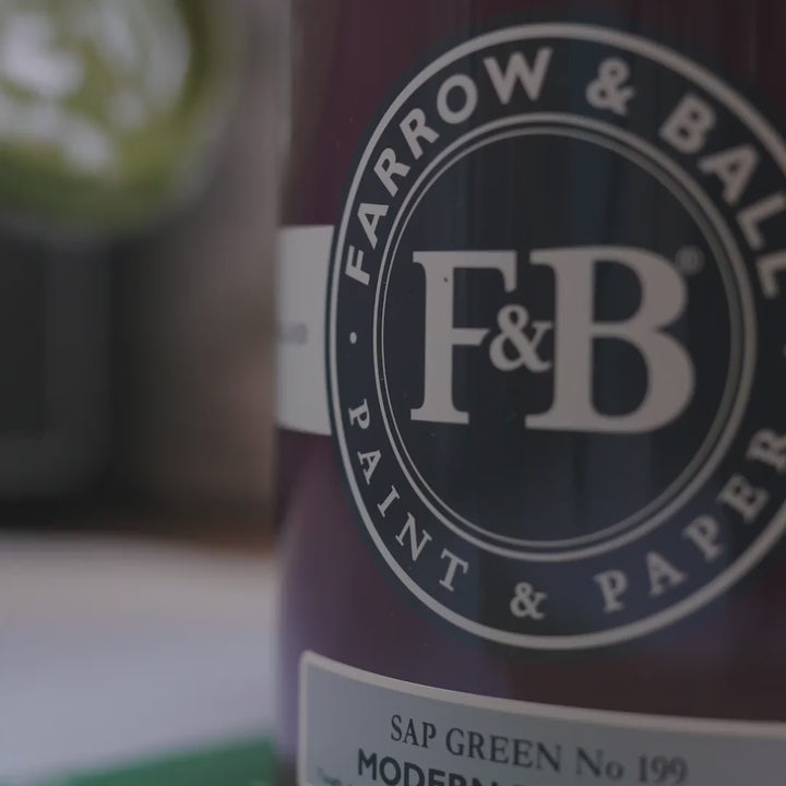 Video laden: Farrow &amp; Ball Sap Green No. 199